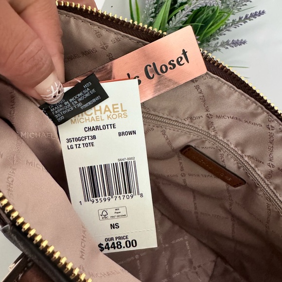 Michael Kors Purss - Picture 8 of 9